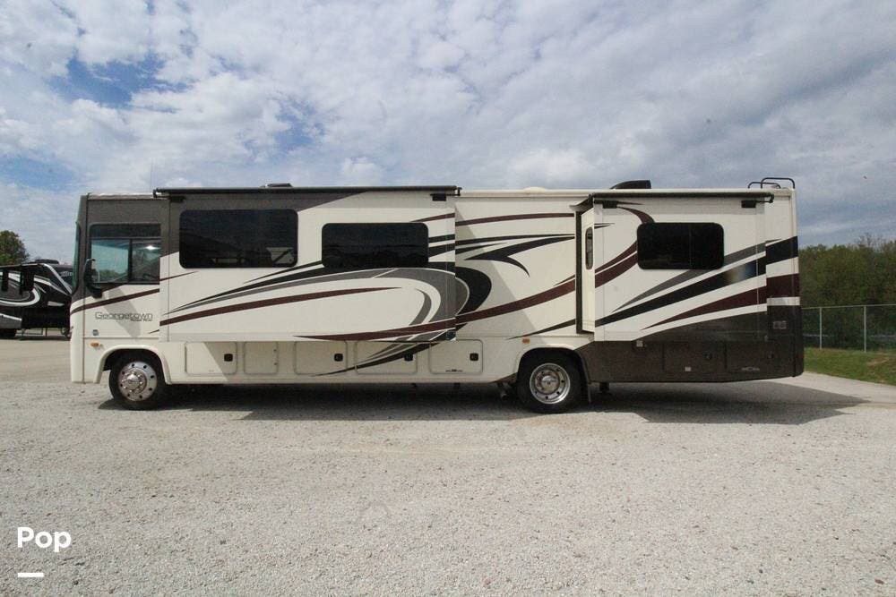 Contact us now about this 2017 Forest River Georgetown 364TS! 2017 Georgetown 364TS by Forest River from Pop RVs in Harrison, Ohio