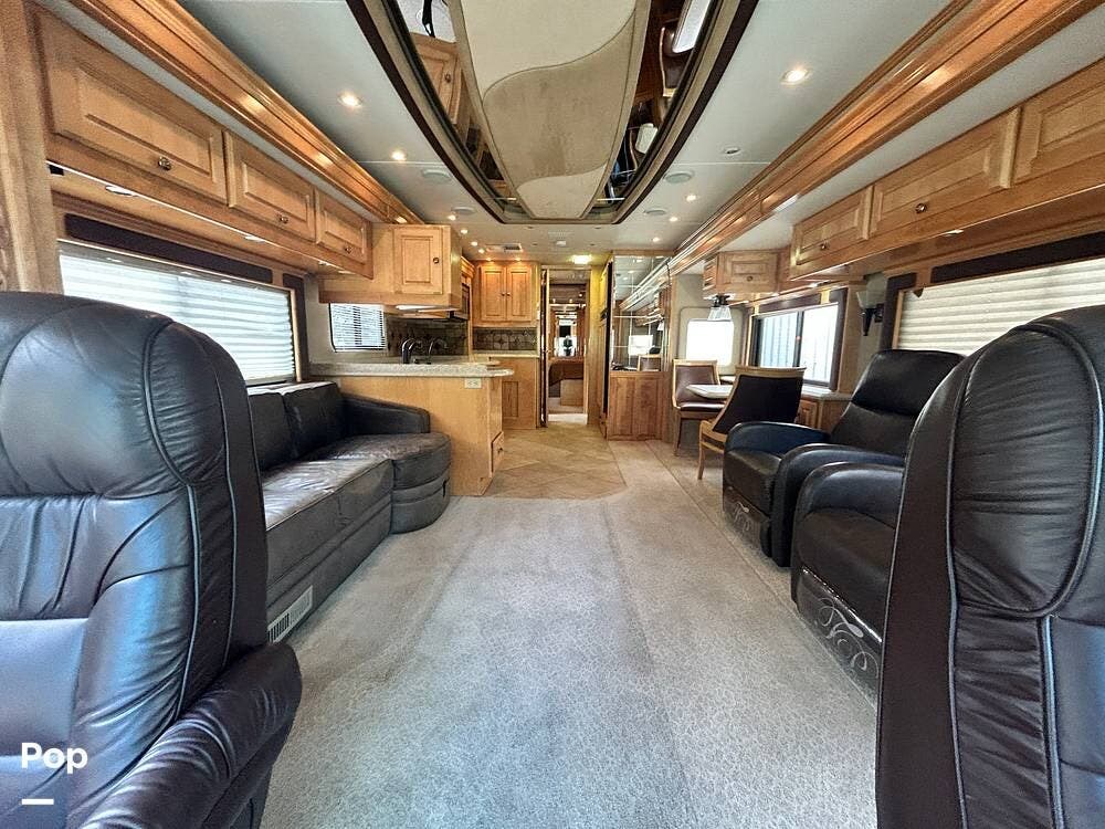Call now about this 2005 Monaco RV Executive 40PBT! 2005 Monaco RV Executive 40PBT - Used Diesel Pusher For Sale by Pop RVs in Deer Park, Washington features Generator, Awning, Air Conditioning, Leveling Jacks, Slideout