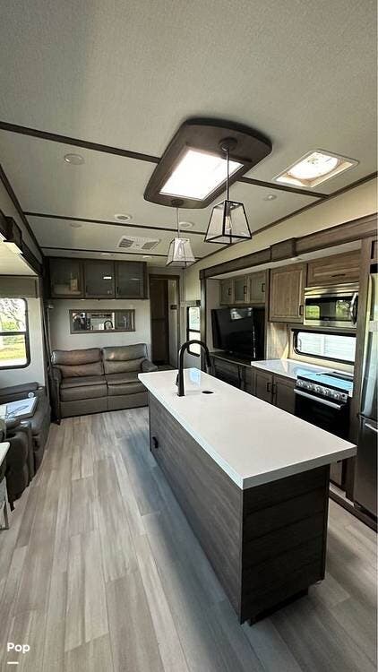 Contact us now about this 2021 Grand Design Solitude 3550BH-R! 2021 Solitude 3550BH-R by Grand Design from Pop RVs in Argyle, Texas