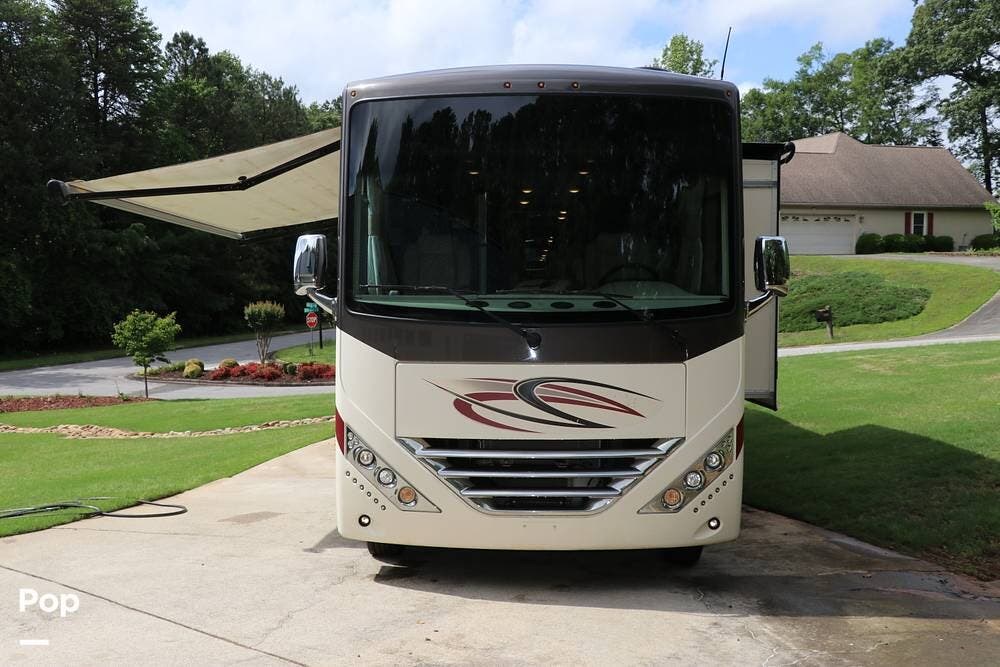 Call now about this 2020 Thor Motor Coach Hurricane 35M! 2020 Thor Motor Coach Hurricane 35M - Used Class A For Sale by Pop RVs in Gainesville, Georgia features Generator, Air Conditioning, Awning, Slideout, Leveling Jacks