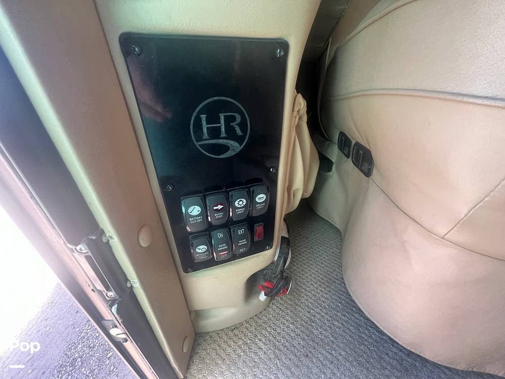 Contact us now about this 2007 Holiday Rambler Neptune 37PBD! 2007 Neptune 37PBD by Holiday Rambler from Pop RVs in Surprise, Arizona