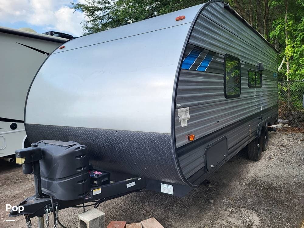 Contact us now about this 2021 Forest River Salem CRUISE LITE 19DBXL! 2021 Salem CRUISE LITE 19DBXL by Forest River from Pop RVs in Oviedo, Florida