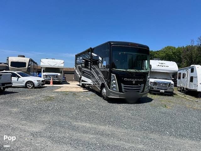 Contact us now about this 2023 Thor Motor Coach Challenger 37DS! 2023 Challenger 37DS by Thor Motor Coach from Pop RVs in White Marsh, Maryland