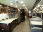 Call now about this 2018 Fleetwood Southwind 35K! 2018 Fleetwood Southwind 35K - Used Class A For Sale by Pop RVs in Leesburg, Florida features Slideout, Generator, Awning, Leveling Jacks, Air Conditioning