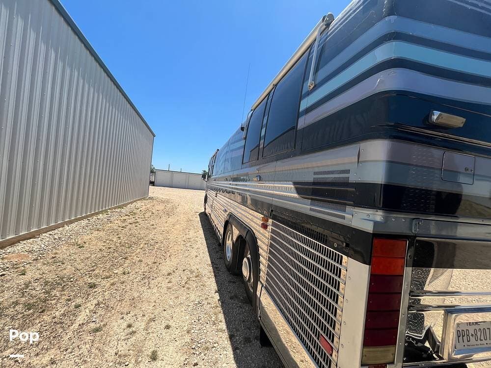 Used 1992 Prevost Liberty Prevost XL 40 available in Boerne, Texas