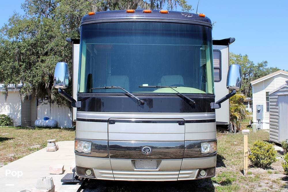 Call now about this 2009 Monaco RV Knight 41SKQ! 2009 Monaco RV Knight 41SKQ - Used Diesel Pusher For Sale by Pop RVs in Winter Haven, Florida features Slideout, Leveling Jacks, Generator, Awning, Air Conditioning