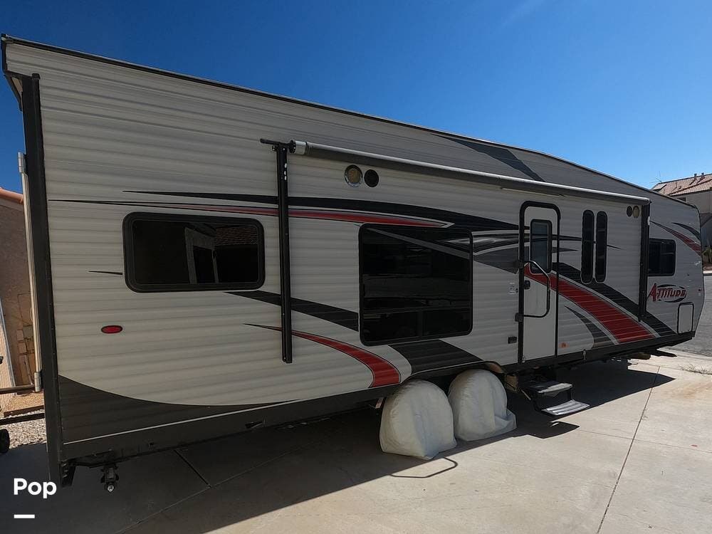 Contact us now about this 2019 Eclipse Attitude 27SA (15'-4 Garage )! 2019 Attitude 27SA (15'-4 Garage ) by Eclipse from Pop RVs in Victorville, California