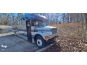 Call now about this 1991 Blue Bird Bluebird 3800! 1991 Blue Bird Bluebird 3800 - Used Bus Conversion For Sale by Pop RVs in Newnan, Georgia features Generator