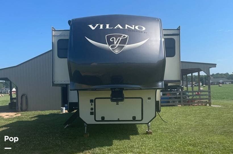 Contact us now about this 2018 Vanleigh Vilano 375FL! 2018 Vilano 375FL by Vanleigh from Pop RVs in Elkmont, Alabama