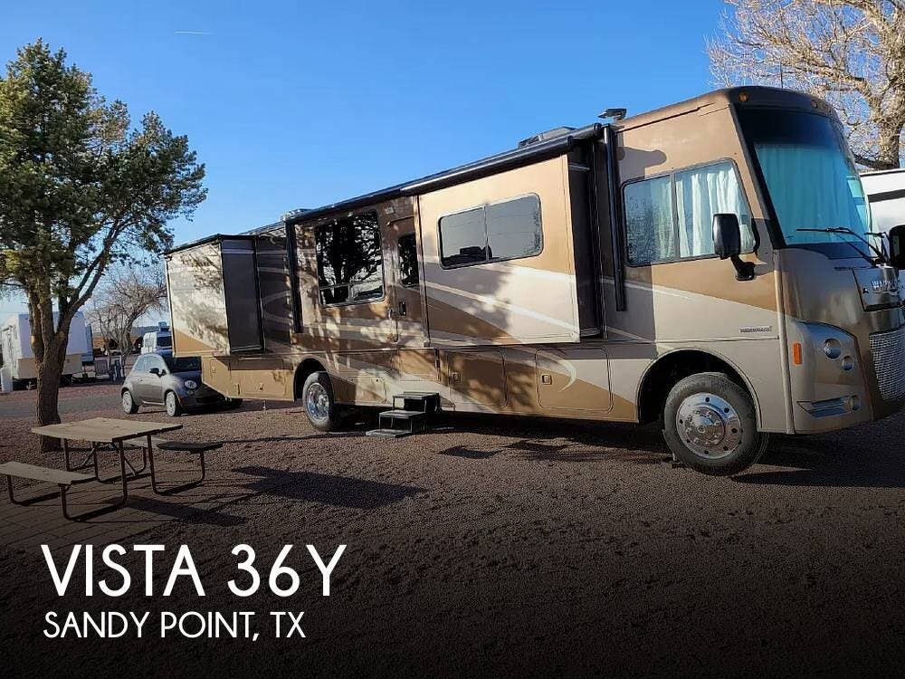 Email now about this 2015 Winnebago Vista 36Y! Used 2015 Winnebago Vista 36Y available in Rosharon, Texas