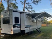 Call now about this 2022 Forest River Columbus 298RL! 2022 Forest River Columbus 298RL - Used Fifth Wheel For Sale by Pop RVs in Labelle, Florida features Leveling Jacks, Air Conditioning, Slideout, Awning