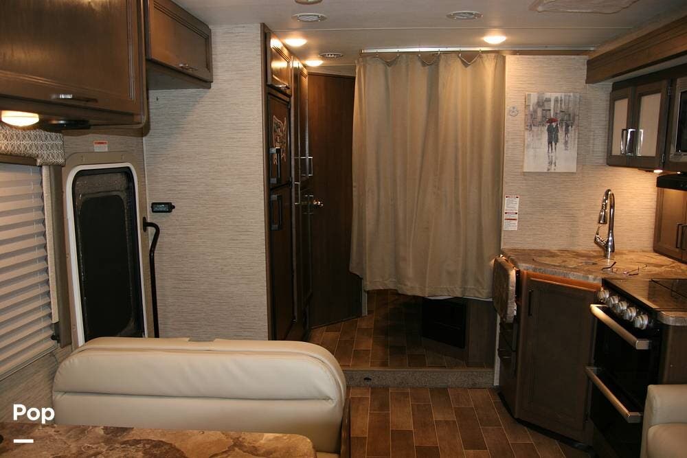 Contact us now about this 2022 Thor Motor Coach Chateau 27R! 2022 Chateau 27R by Thor Motor Coach from Pop RVs in Lake Worth, Florida