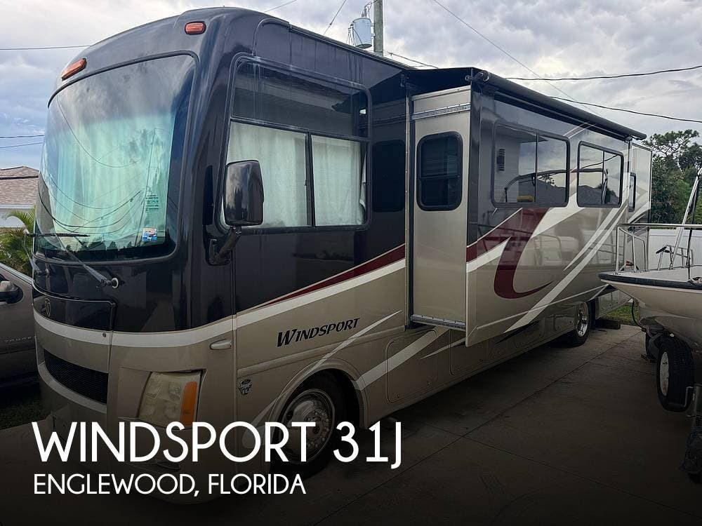Email now about this 2011 Thor Motor Coach Windsport 31J! Used 2011 Thor Motor Coach Windsport 31J available in Englewood, Florida