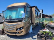 Contact us now about this 2012 Monaco RV Knight 40PDQ! 2012 Knight 40PDQ by Monaco RV from Pop RVs in Salem, Oregon