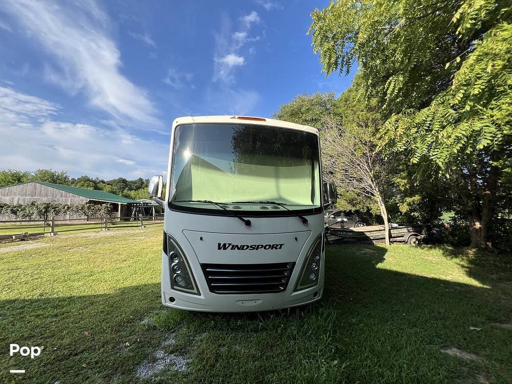 Contact us now about this 2023 Thor Motor Coach Windsport 29M! 2023 Windsport 29M by Thor Motor Coach from Pop RVs in Scottsburg, Indiana