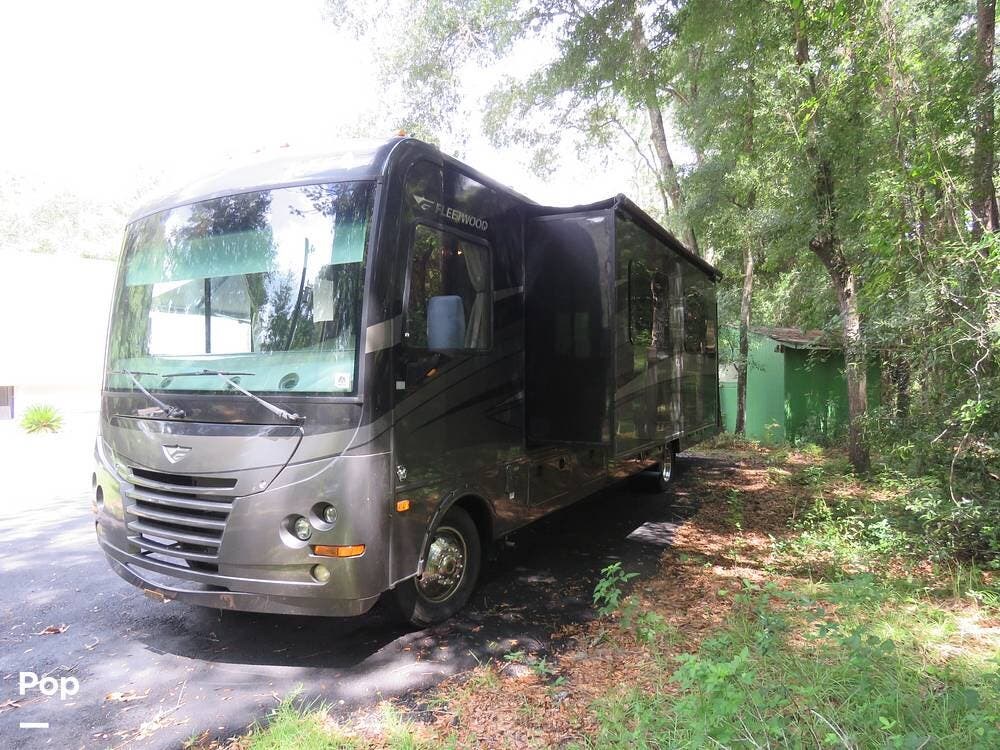 Call now about this 2015 Fleetwood Terra 35K! 2015 Fleetwood Terra 35K - Used Class A For Sale by Pop RVs in Ocala, Florida features Air Conditioning, Slideout, Awning, Leveling Jacks, Generator