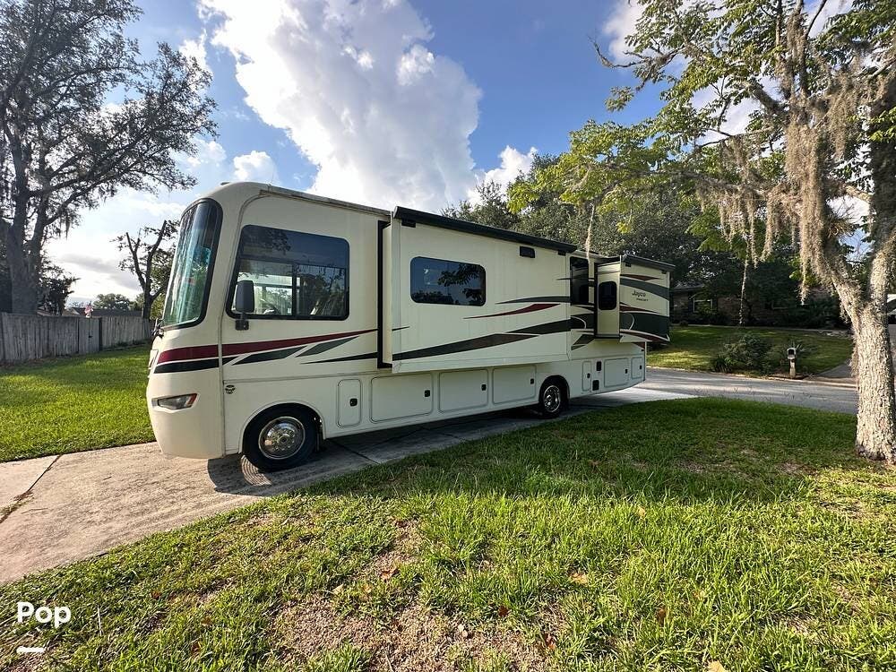 Call now about this 2016 Jayco Precept 31UL! 2016 Jayco Precept 31UL - Used Class A For Sale by Pop RVs in Orange Park, Florida features Leveling Jacks, Awning, Slideout, Air Conditioning, Generator