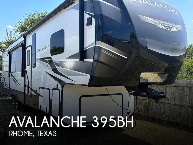Email now about this 2021 Keystone Avalanche 395BH! Used 2021 Keystone Avalanche 395BH available in Rhome, Texas