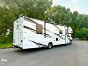 Call now about this 2020 Jayco Redhawk 29XK! 2020 Jayco Redhawk 29XK - Used Class C For Sale by Pop RVs in Rigby, Idaho features Leveling Jacks, Generator, Air Conditioning, Slideout