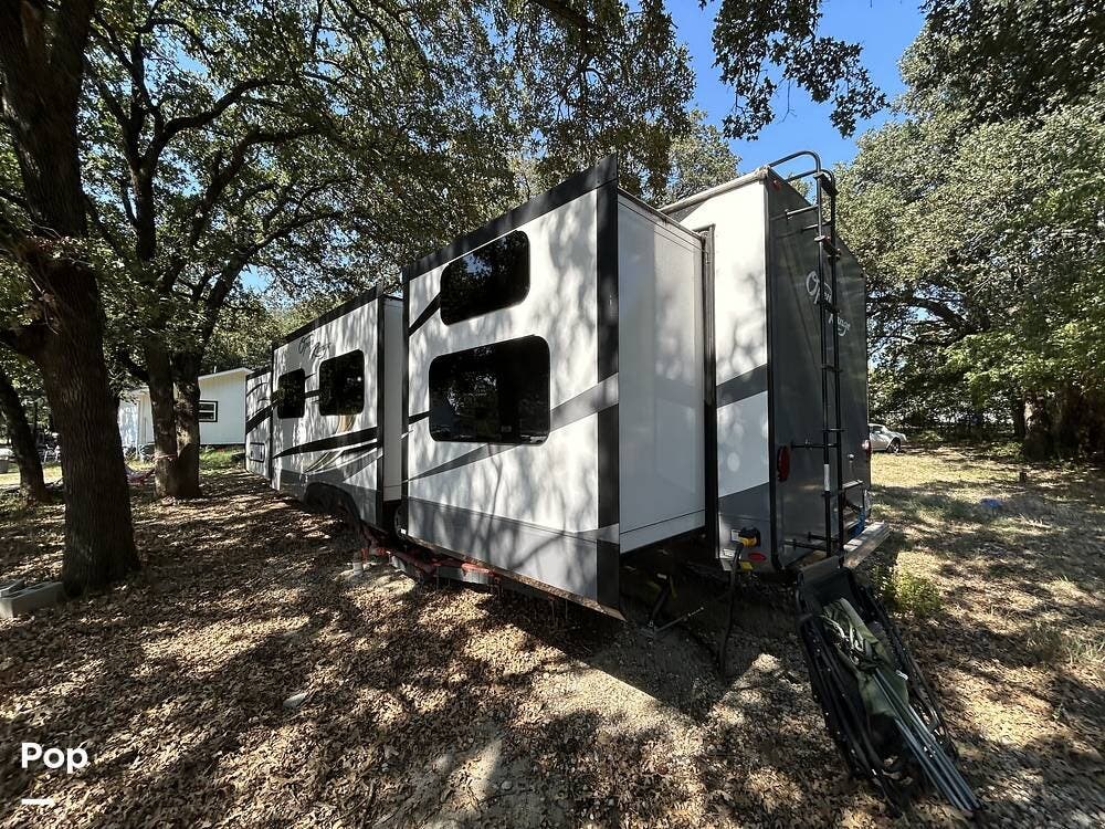 Contact us now about this 2022 Highland Ridge Open Range 330BHS! 2022 Open Range 330BHS by Highland Ridge from Pop RVs in Mansfield, Texas