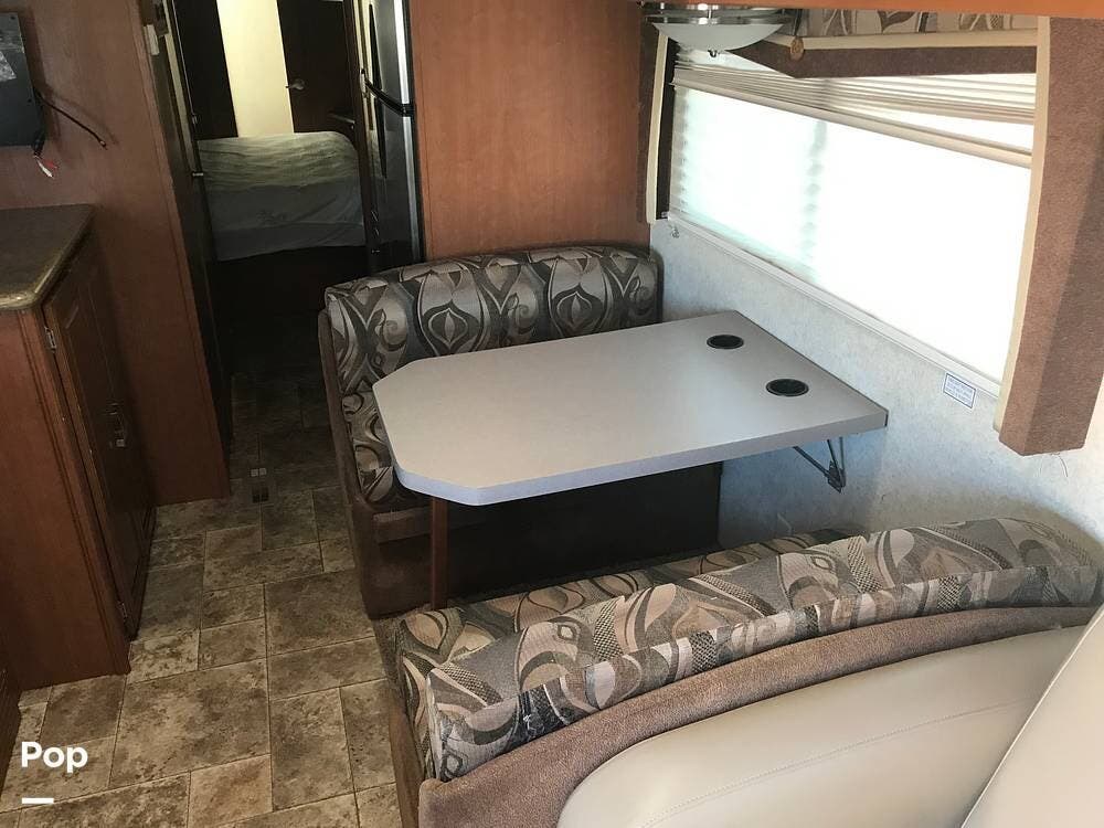 Call now about this 2016 Forest River Georgetown XL 360DS! 2016 Forest River Georgetown XL 360DS - Used Class A For Sale by Pop RVs in Carson City, Nevada features Leveling Jacks, Awning, Air Conditioning, Generator, Slideout