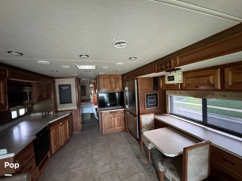 Call now about this 2014 Tiffin Allegro Red 38QRA! 2014 Tiffin Allegro Red 38QRA - Used Diesel Pusher For Sale by Pop RVs in Syracuse, Utah features Generator, Slideout, Leveling Jacks, Awning, Air Conditioning