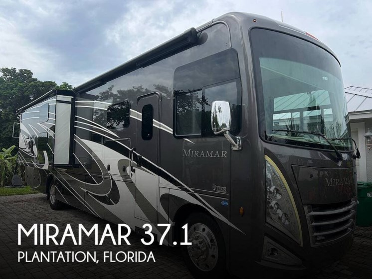 Email now about this 2022 Thor Motor Coach Miramar 37.1! Used 2022 Thor Motor Coach Miramar 37.1 available in Plantation, Florida