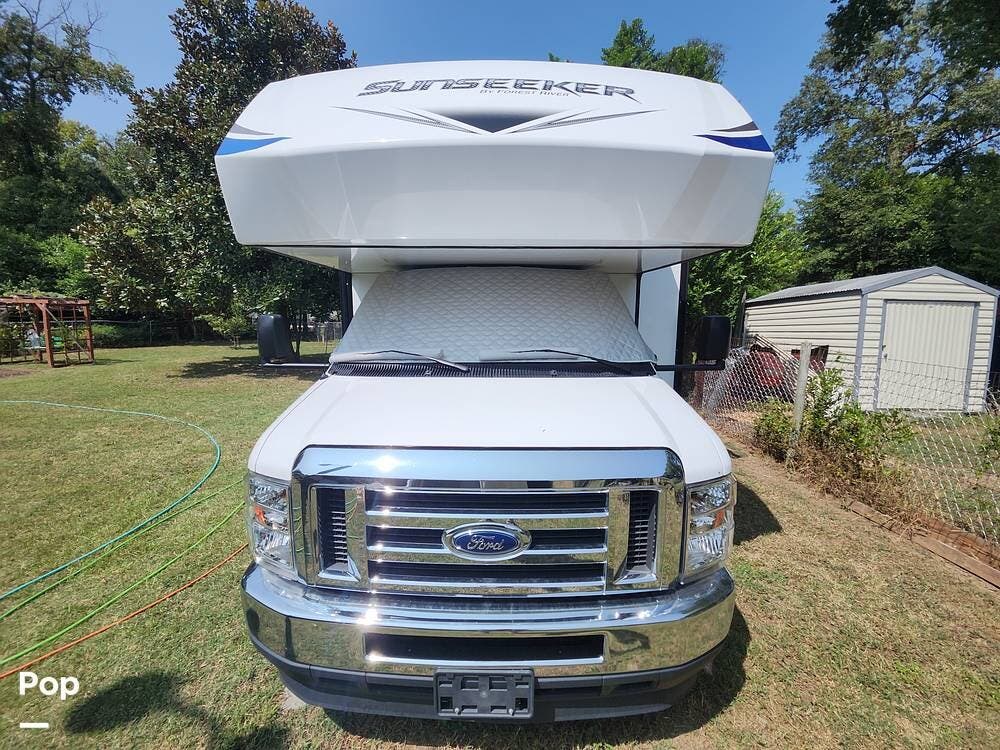 Contact us now about this 2021 Forest River Sunseeker 3250LE! 2021 Sunseeker 3250LE by Forest River from Pop RVs in Augusta, Georgia