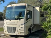 Contact us now about this 2018 Winnebago Sunstar 32YE! 2018 Sunstar 32YE by Winnebago from Pop RVs in Jacksonville, Florida