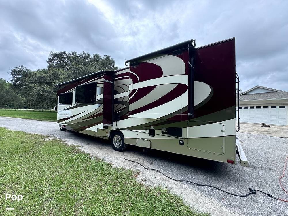 Contact us now about this 2016 Coachmen Leprechaun 319DS! 2016 Leprechaun 319DS by Coachmen from Pop RVs in Webster, Florida