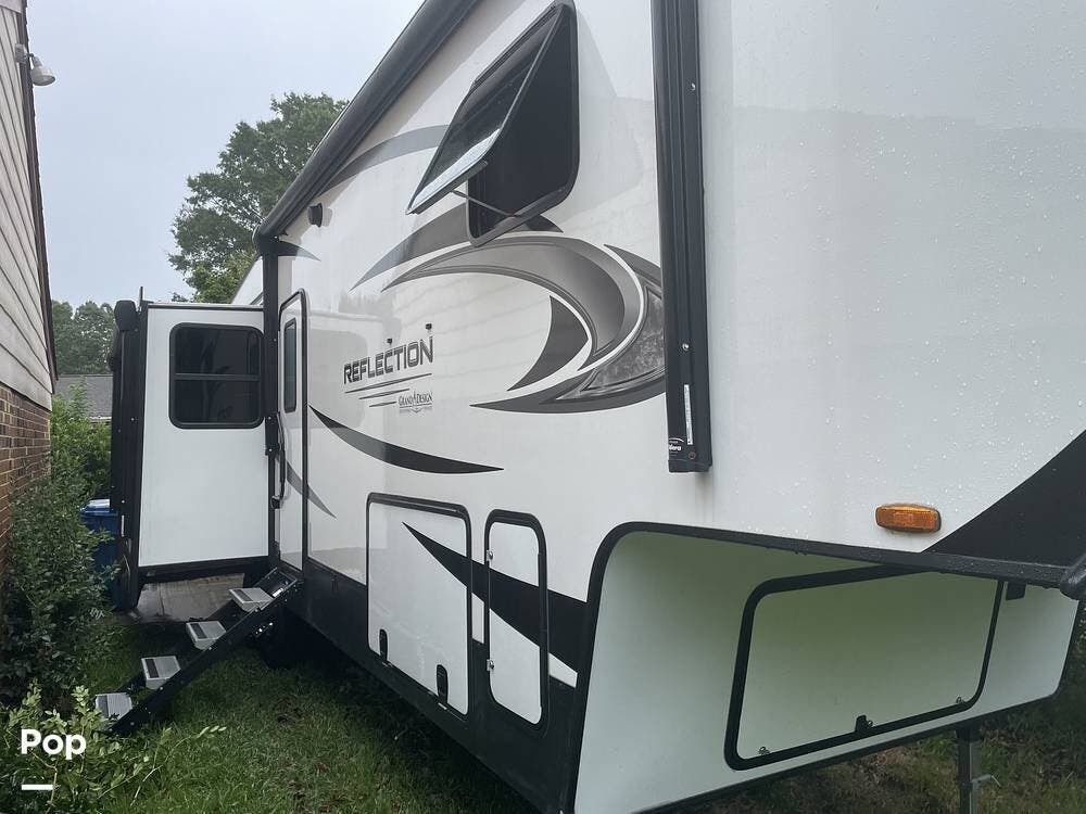 Used 2021 Grand Design Reflection 337RLS available in Virginia Beach, Virginia