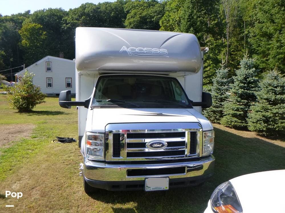 Used 2013 Winnebago Access Premier 31JP available in Claremont, New Hampshire