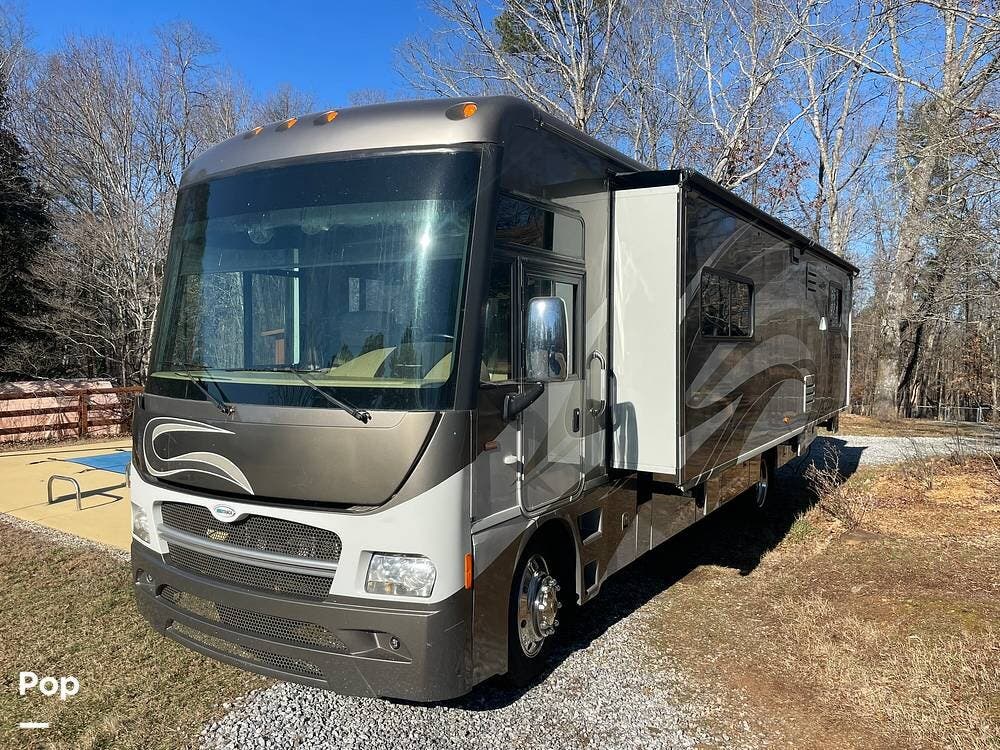 Used 2012 Itasca Suncruiser 35P available in Cornelia, Georgia