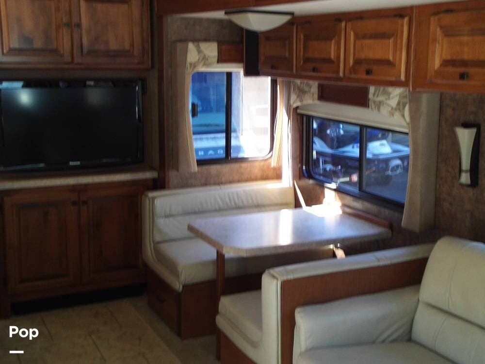Call now about this 2011 Tiffin Allegro 32CA! 2011 Tiffin Allegro 32CA - Used Class A For Sale by Pop RVs in Vancouver, Washington features Slideout, Leveling Jacks, Generator, Awning, Air Conditioning