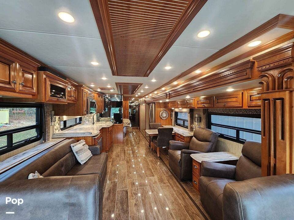 Call now about this 2018 Newmar Dutch Star 4369! 2018 Newmar Dutch Star 4369 - Used Diesel Pusher For Sale by Pop RVs in Vestaburg, Michigan features Air Conditioning, Leveling Jacks, Generator, Awning, Slideout