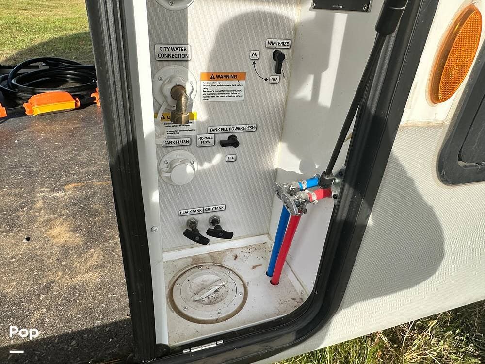 Contact us now about this 2022 Keystone Montana 3855BR! 2022 Montana 3855BR by Keystone from Pop RVs in Manitowoc, Wisconsin