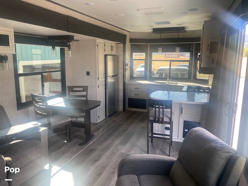 Call now about this 2023 Jayco Jay Flight 40FKDS! 2023 Jayco Jay Flight 40FKDS - Used Travel Trailer For Sale by Pop RVs in Evans, Washington features Slideout, Awning, Air Conditioning, Leveling Jacks