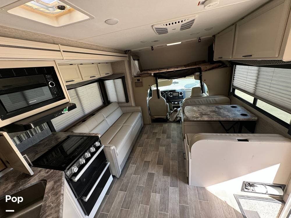 Call now about this 2022 Thor Motor Coach Chateau 27R! 2022 Thor Motor Coach Chateau 27R - Used Class C For Sale by Pop RVs in Hooper, Utah features Leveling Jacks, Generator, Awning, Air Conditioning, Slideout