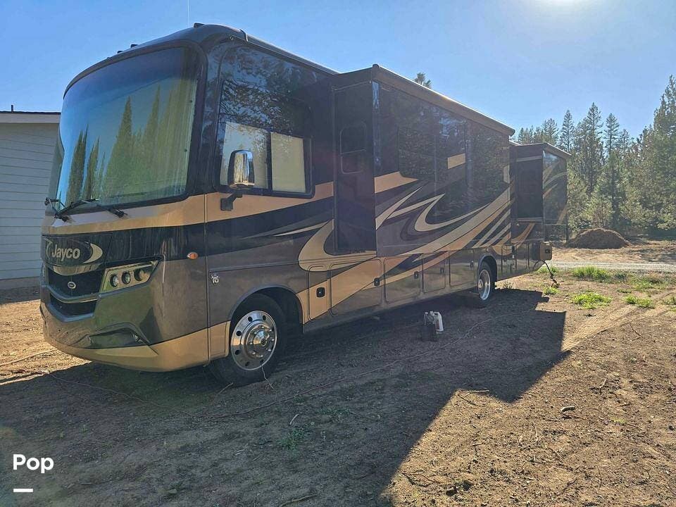 Contact us now about this 2018 Jayco Precept 35S! 2018 Precept 35S by Jayco from Pop RVs in Oldtown, Idaho