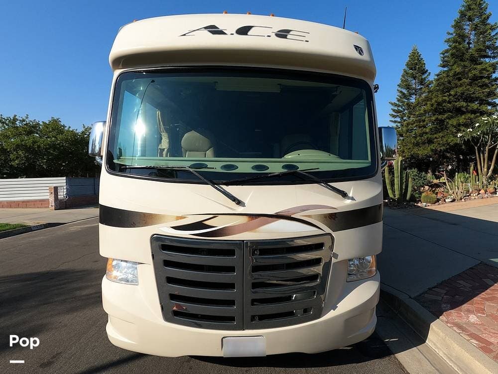 Contact us now about this 2016 Thor Motor Coach A.C.E. 29.2! 2016 A.C.E. 29.2 by Thor Motor Coach from Pop RVs in Colton, California