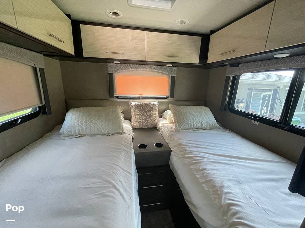 Call now about this 2020 Thor Motor Coach Vegas 24.1! 2020 Thor Motor Coach Vegas 24.1 - Used Class A For Sale by Pop RVs in Sebastian, Florida features Leveling Jacks, Air Conditioning, Slideout, Generator, Awning