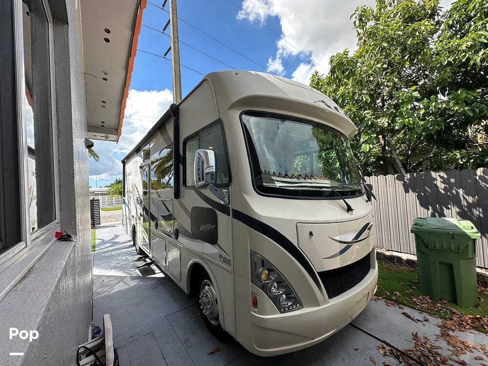 Call now about this 2017 Thor ACE 27.2! 2017 Thor ACE 27.2 - Used Class A For Sale by Pop RVs in Hialeah, Florida features Slideout, Awning, Air Conditioning, Generator