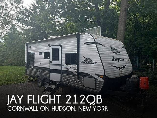 Email now about this 2022 Jayco Jay Flight 212QB! Used 2022 Jayco Jay Flight 212QB available in Cornwall-on-hudson, New York