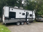 Call now about this 2022 Jayco Jay Flight 212QB! 2022 Jayco Jay Flight 212QB - Used Travel Trailer For Sale by Pop RVs in Cornwall-on-hudson, New York features Leveling Jacks, Awning, Air Conditioning