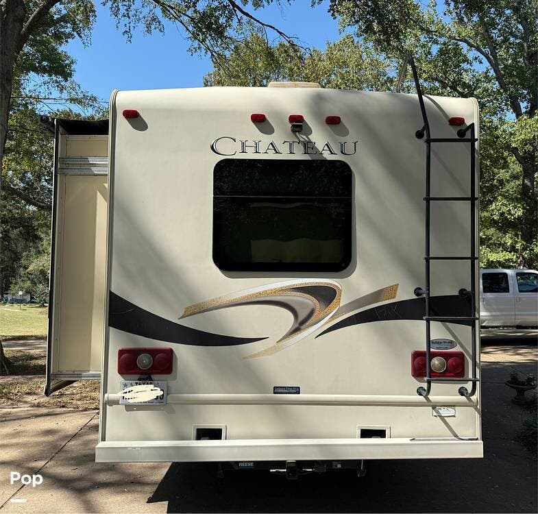 Used 2015 Thor Motor Coach Chateau 31W available in Frankston, Texas