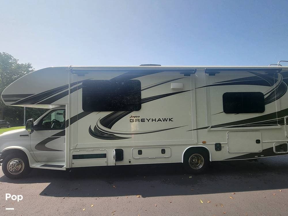 Contact us now about this 2020 Jayco Greyhawk 27U! 2020 Greyhawk 27U by Jayco from Pop RVs in Coatesville, Pennsylvania