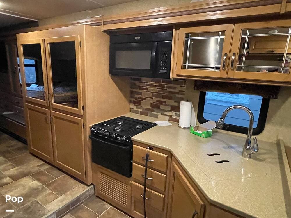 Contact us now about this 2016 Thor Motor Coach Four Winds 31W! 2016 Four Winds 31W by Thor Motor Coach from Pop RVs in Bellingham, Washington