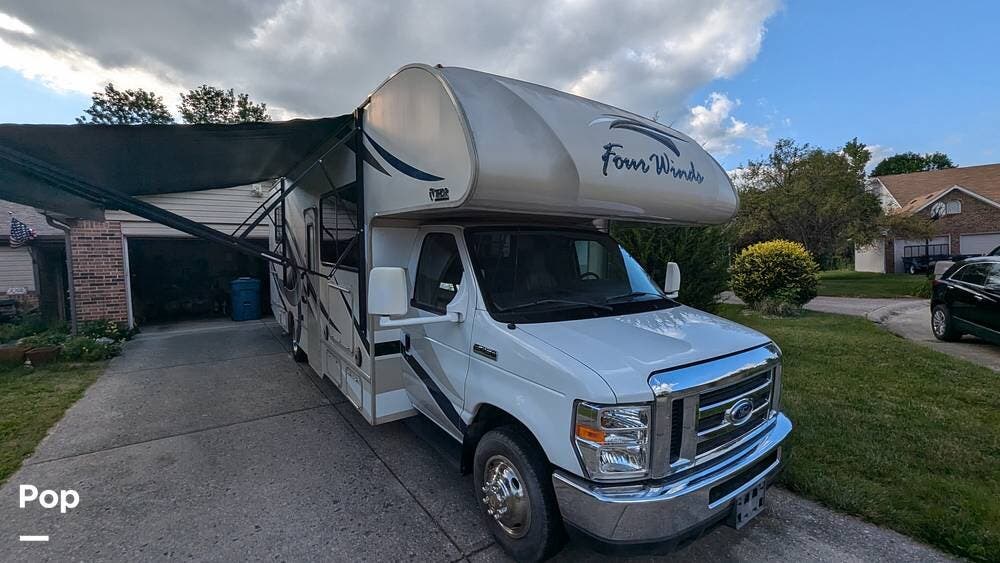 Contact us now about this 2018 Thor Motor Coach Four Winds 28Z! 2018 Four Winds 28Z by Thor Motor Coach from Pop RVs in Indianapolis, Indiana