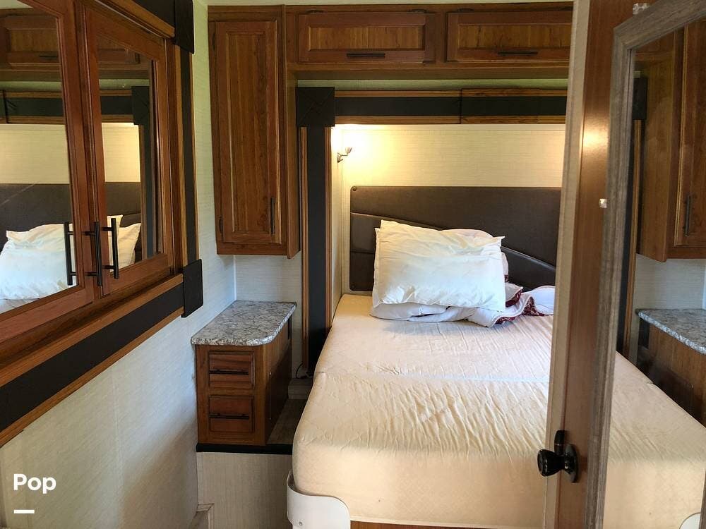 Contact us now about this 2016 Jayco Redhawk 23XM! 2016 Redhawk 23XM by Jayco from Pop RVs in Syracuse, Utah