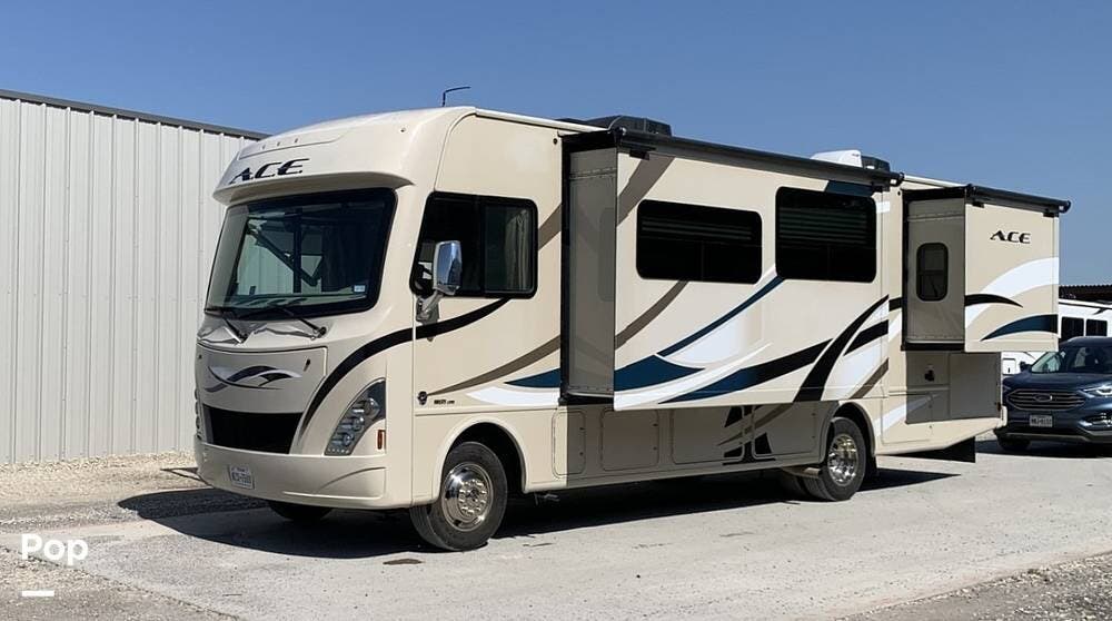 Call now about this 2017 Thor Motor Coach A.C.E. 30.3! 2017 Thor Motor Coach A.C.E. 30.3 - Used Class A For Sale by Pop RVs in Anna, Texas features Slideout, Air Conditioning, Generator, Leveling Jacks, Awning